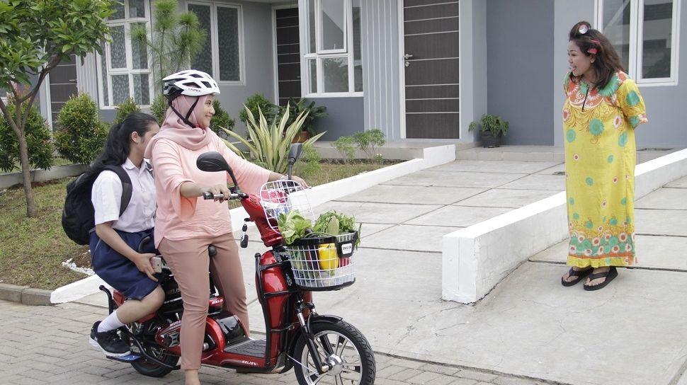 Tren Sepeda Listrik di Kalangan Emak-Emak Intip Harga Sepeda Listrik: Murah sampai Premium! zonaebt.com