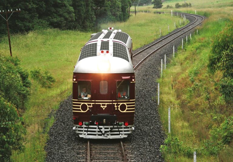 Byron-Bay-Solar-Train-green-ubuntu