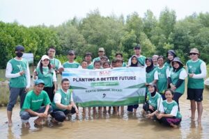 PT Mitra Adiperkasa & PT MAP Aktif Adiperkasa Tanam Mangrove, LindungiHutan (Sumber VRITIMES