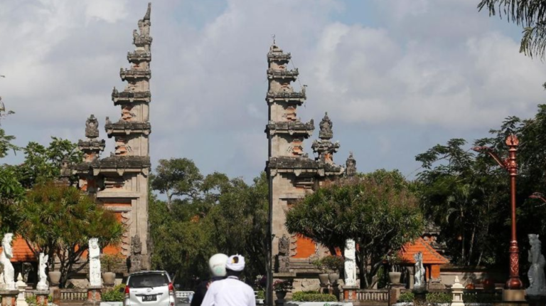 Bali Mandiri Energi: PLN Tambah 2,74 GW Pembangkit dalam RUPTL 2025–2034 zonaebt.com