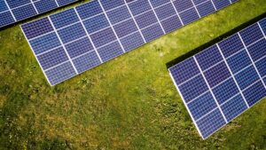 Pertamina Invest US$ 11 billion for 400 Solar Power Plants zonaebt.com