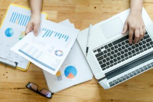 businessman-balanced-financial-foreign-graph-accounting
