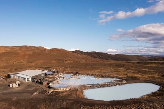 iceland-landscape-beautiful-plains