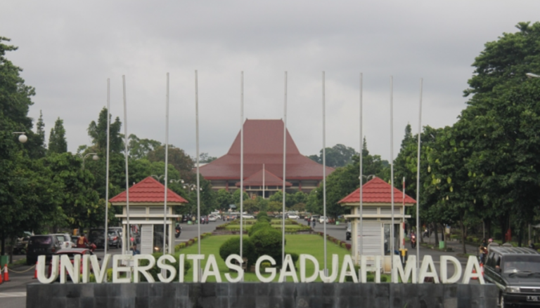 3 Universitas Peraih Solar Award 2026, Mana Saja? zonaebt.com