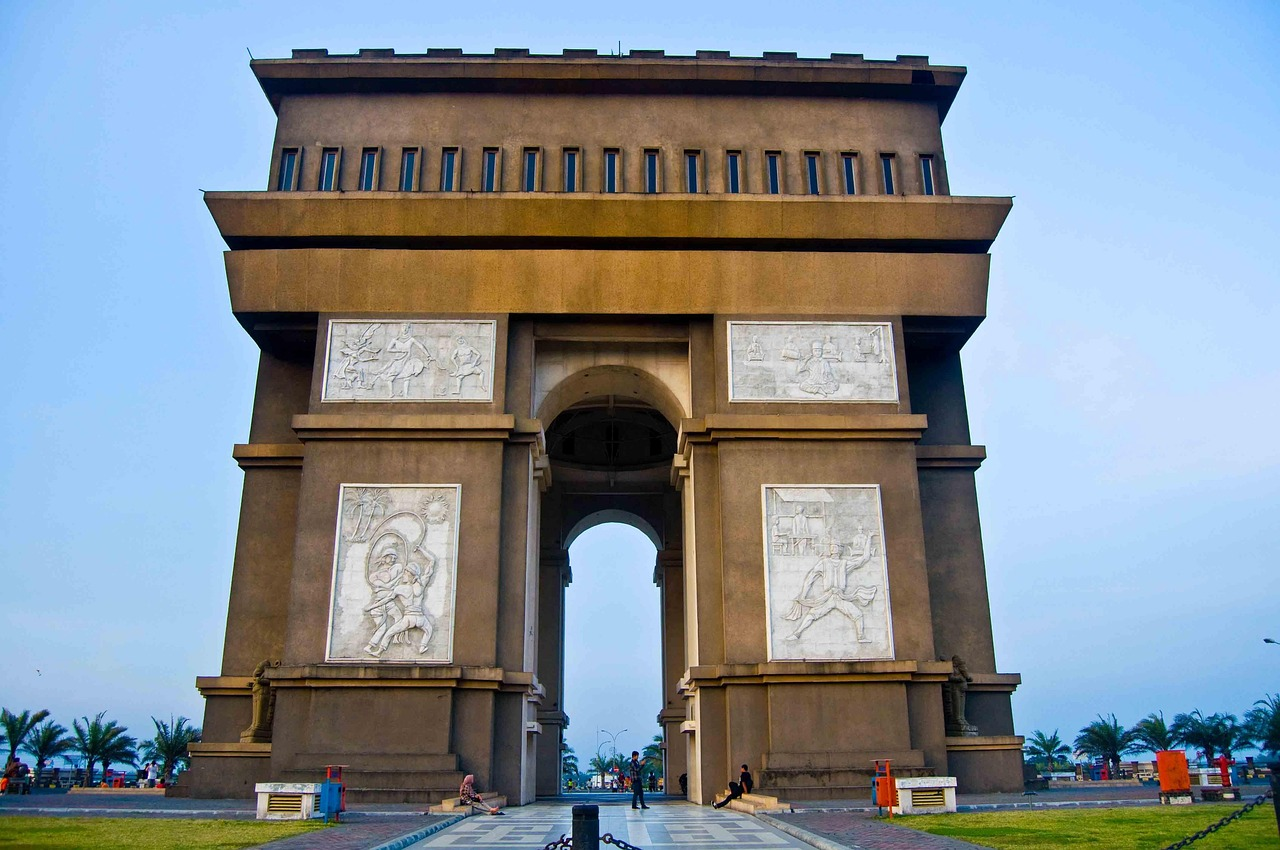 Five Crossroad Monument