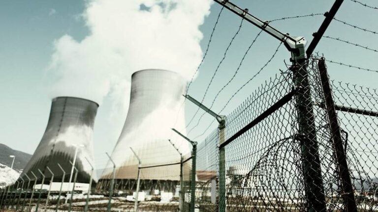 5 Bahan Bakar Terbesar untuk Pembangkit Listrik di Indonesia 2022–2024 zonaebt.com