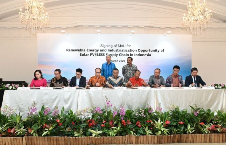 MEDCO POWER TANDATANGANI NOTA KESEPAHAMAN PENGEMBANGAN ENERGI TERBARUKAN zonaebt.com